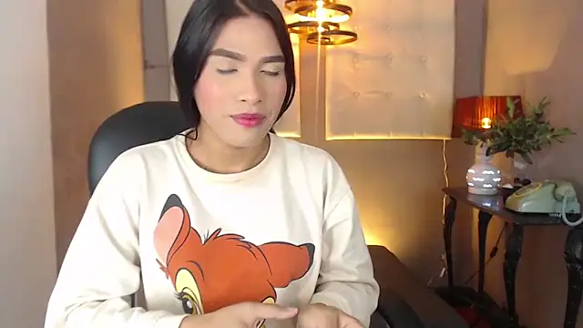 Snapshot of Greys_ath chatting on November 27, 4:14 am Greys ath online show from November 27, 4:14 am