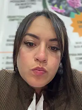 Lesly 10- online show from February 9, 12:20 pm