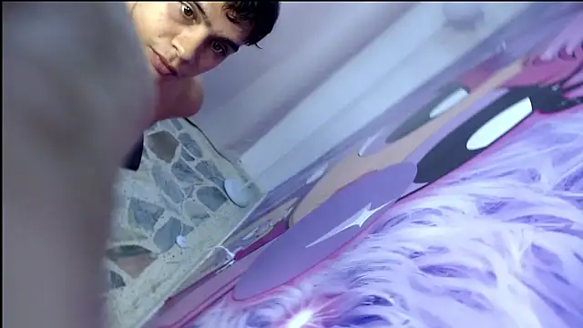 Snapshot of zacariasss_ chatting on March 15, 3:29 am zacariasss online show from March 15, 3:29 am