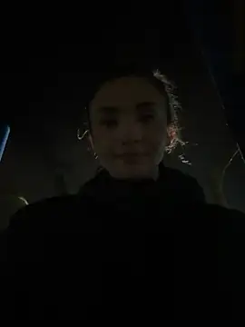 Snapshot of Daneshka1 chatting on February 26, 6:15 am Daneshka1 online show from February 26, 6:15 am