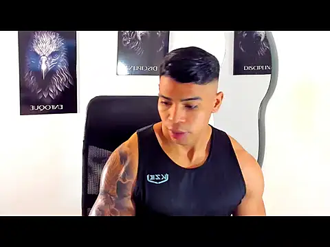 Snapshot of Andrew_wolf7 chatting on January 17, 5:00 am Andrew wolf7 online show from January 17, 5:00 am