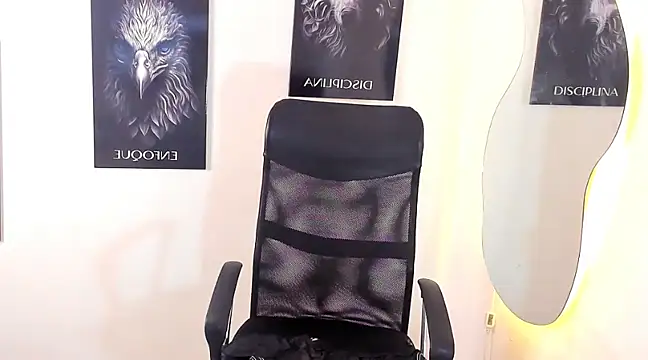 Snapshot of Andrew_wolf7 chatting on February 20, 12:52 am Andrew wolf7 online show from February 20, 12:52 am