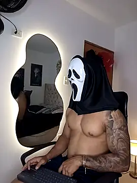 Snapshot of Andrew_wolf7 chatting on October 9, 6:39 pm Andrew wolf7 online show from October 9, 6:39 pm