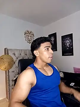 Snapshot of Andrew_wolf7 chatting on October 12, 12:20 am Andrew wolf7 online show from October 12, 12:20 am