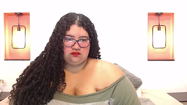 Miley Collins online show from December 29, 1:28 pm