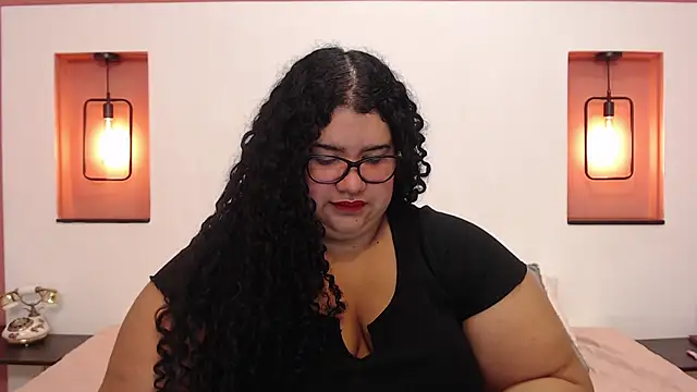 Miley Collins online show from January 8, 7:56 pm