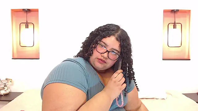 Miley Collins online show from January 9, 11:24 pm