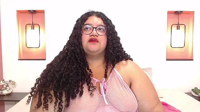 Miley Collins online show from February 26, 5:20 am