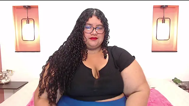 Miley Collins online show from March 12, 3:18 pm