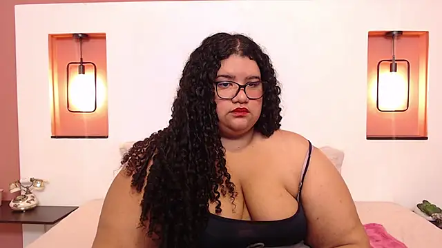 Miley Collins online show from March 17, 2:23 pm