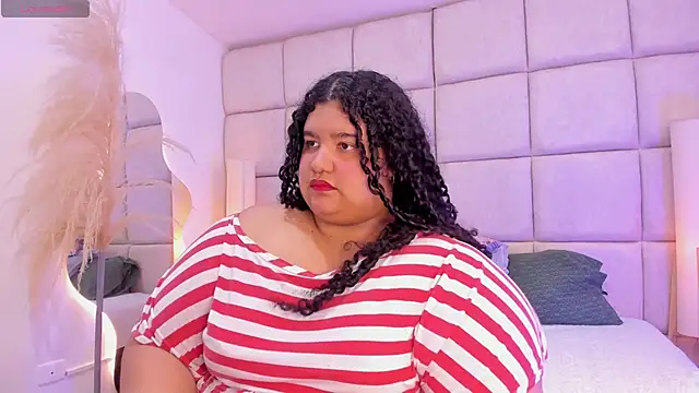 Miley Collins online show from November 21, 7:23 pm