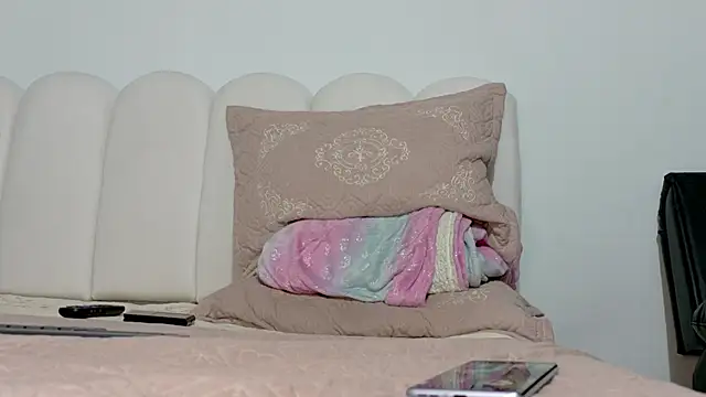 latinfeet-qos online show from March 20, 3:11 am