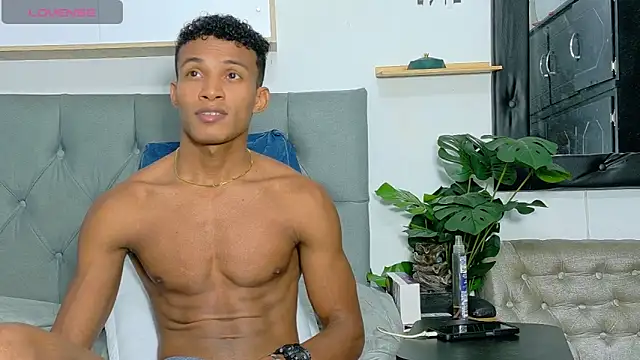 Ryan Vergon online show from April 9, 3:28 am