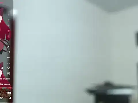 eloisaath online show from December 17, 8:21 pm