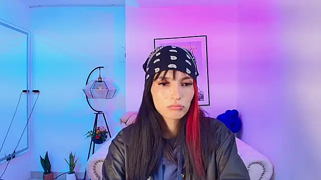 Dafne huges online show from January 14, 12:35 pm