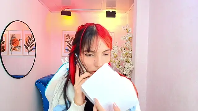 Dafne huges online show from September 11, 5:24 pm