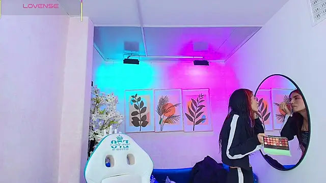 Dafne huges online show from November 14, 7:12 pm