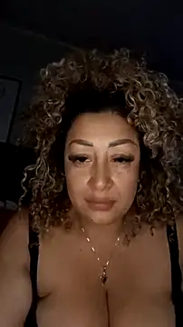 Snapshot of Katti_Barrera chatting on February 3, 3:17 pm Katti Barrera online show from February 3, 3:17 pm