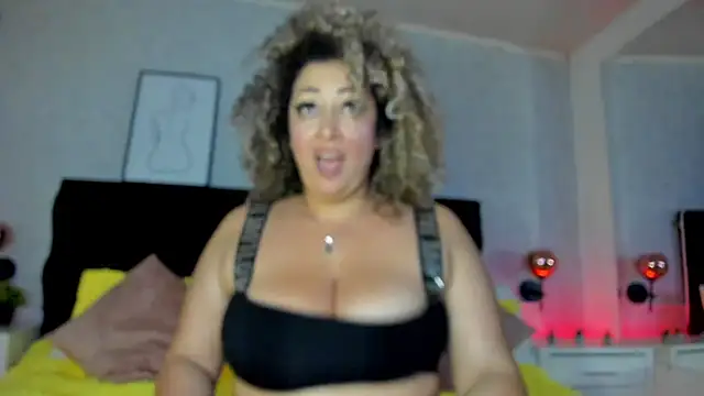 Snapshot of Katti_Barrera chatting on March 20, 8:19 pm Katti Barrera online show from March 20, 8:19 pm