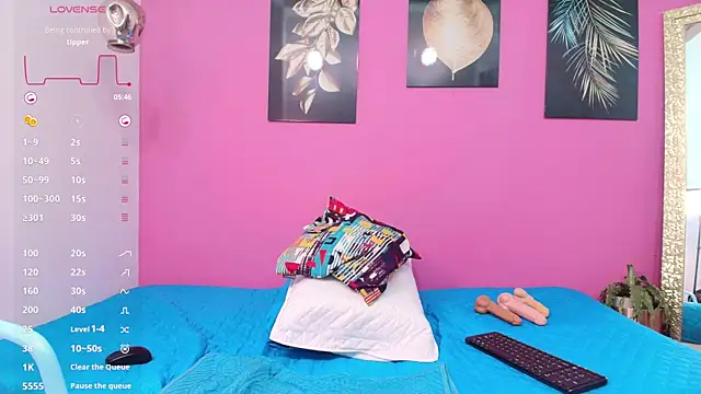 petitelittleebony online show from January 20, 10:15 pm