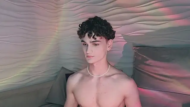 adam 21cm   online show from December 14, 7:25 pm