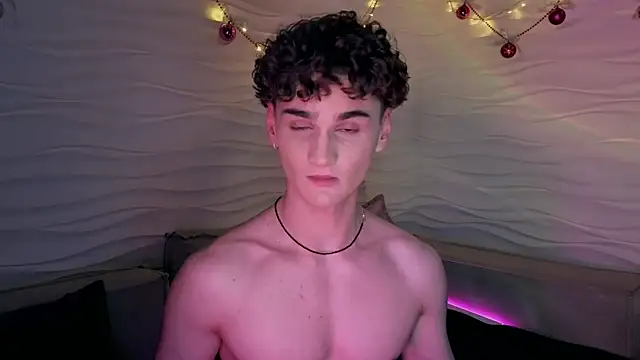 adam 21cm   online show from January 9, 8:11 pm