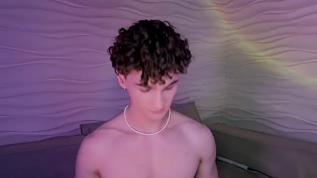 adam 21cm   online show from January 17, 7:38 pm