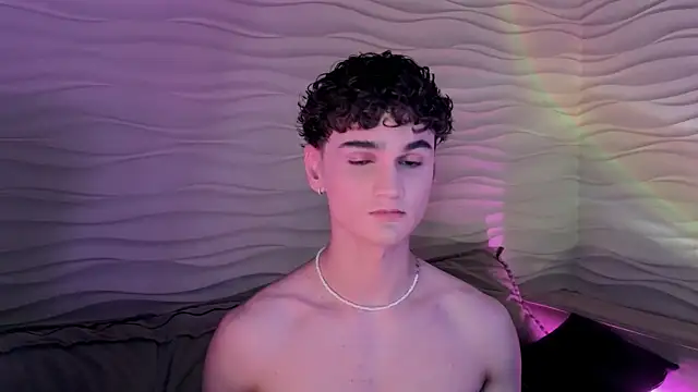 adam 21cm   online show from January 25, 4:03 pm