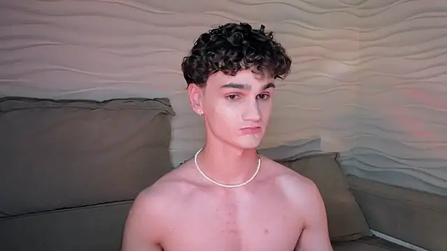 adam 21cm   online show from January 26, 7:52 pm