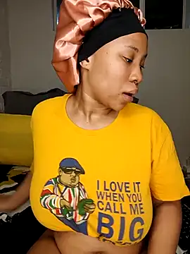 DrippinCaramelCutie online show from November 27, 12:35 am