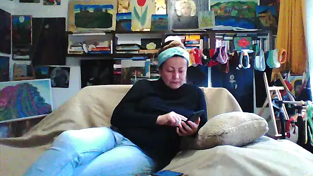 MariaAnaSunshine online show from December 4, 7:39 am