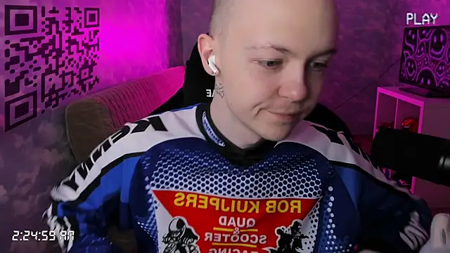 Snapshot of charonbaby1 chatting on December 3, 11:25 pm charonbaby1 online show from December 3, 11:25 pm