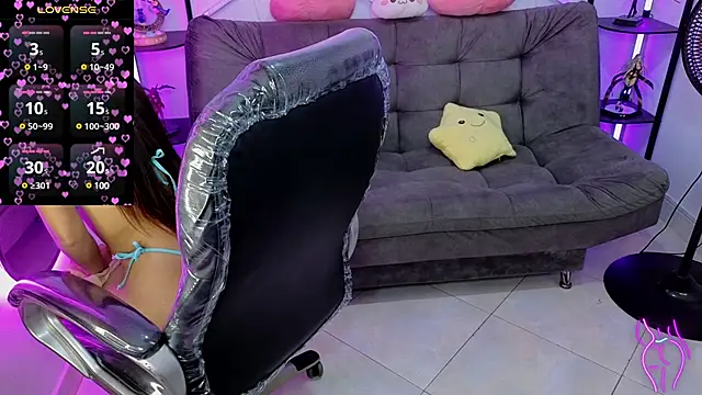 littlevixen18 online show from February 26, 3:30 pm