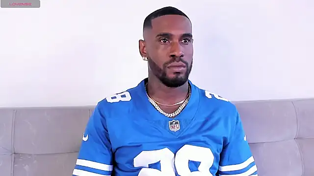 Snapshot of Dvid_Rullers chatting on March 21, 9:01 pm Dvid Rullers online show from March 21, 9:01 pm