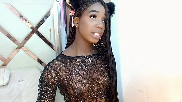 Snapshot of vahileht_smith chatting on December 4, 7:06 am vahileht smith online show from December 4, 7:06 am