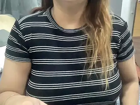 Snapshot of sassypooja chatting on October 13, 5:51 am sassypooja online show from October 13, 5:51 am