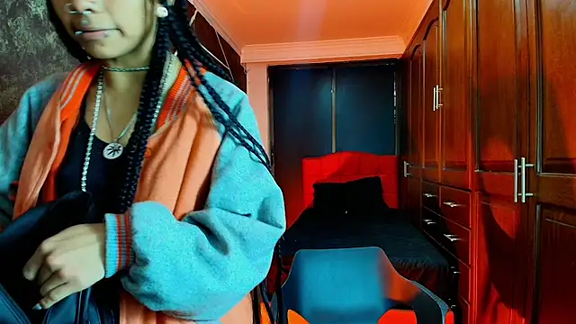 Snapshot of SexyNaf chatting on March 4, 7:32 pm SexyNaf online show from March 4, 7:32 pm