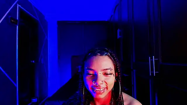 Snapshot of SexyNaf chatting on March 23, 1:20 am SexyNaf online show from March 23, 1:20 am