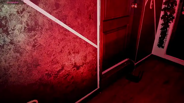 Snapshot of SexyNaf chatting on November 7, 7:25 pm SexyNaf online show from November 7, 7:25 pm