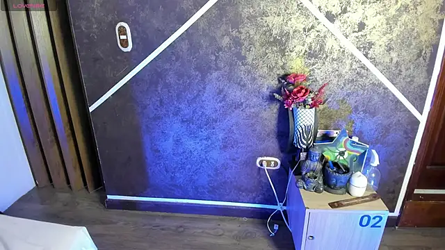 Snapshot of SexyNaf chatting on November 12, 7:13 pm SexyNaf online show from November 12, 7:13 pm