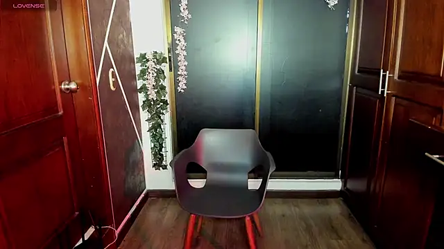 Snapshot of SexyNaf chatting on November 14, 7:23 pm SexyNaf online show from November 14, 7:23 pm