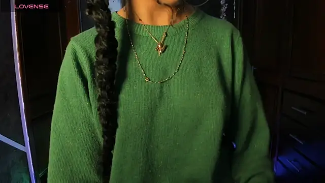 Snapshot of SexyNaf chatting on November 27, 7:16 pm SexyNaf online show from November 27, 7:16 pm