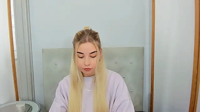 KristyHoney online show from March 17, 9:55 am