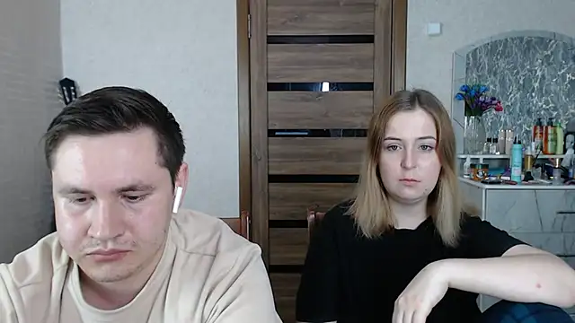 Kristy-Max online show from February 12, 12:37 am