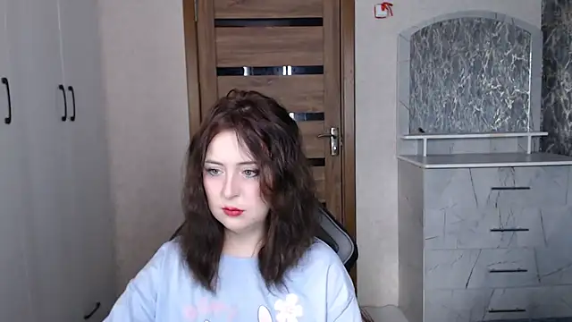 Kristy-Max online show from November 4, 6:45 am