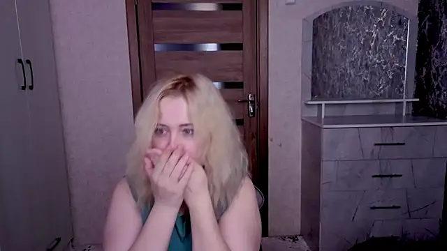 Kristy-Max online show from March 20, 5:56 am