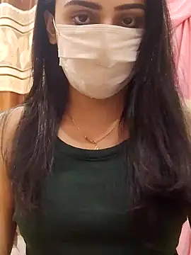 Snapshot of Mylovesana chatting on February 2, 10:24 am Mylovesana online show from February 2, 10:24 am