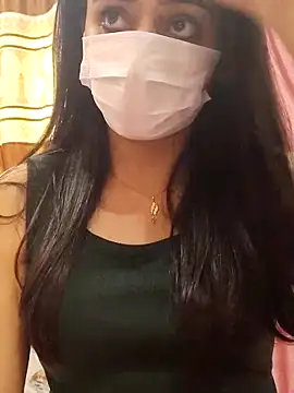 Snapshot of Mylovesana chatting on February 13, 8:06 am Mylovesana online show from February 13, 8:06 am