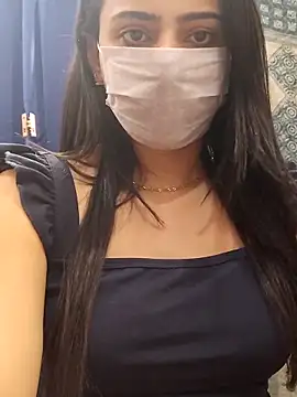 Snapshot of Mylovesana chatting on November 28, 9:23 am Mylovesana online show from November 28, 9:23 am