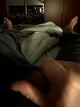 user 662 online show from November 18, 10:47 pm